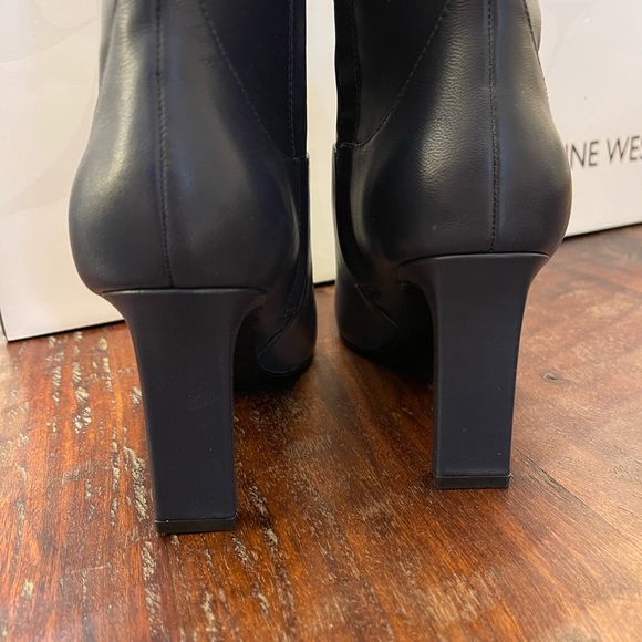 Knee high leather navy boots size 7 - Picture 5 of 10